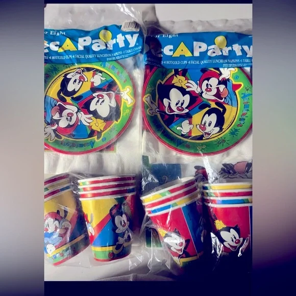 Vintage Animaniacs party decorations & supplies - Picture 10 of 12